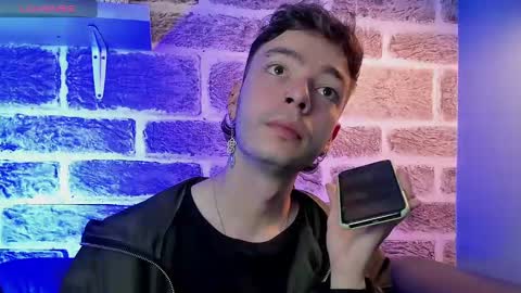 Snapshot of noah_ricci_ chatting on 09-19-25, 12:39 online show from 09-19-25, 12:39