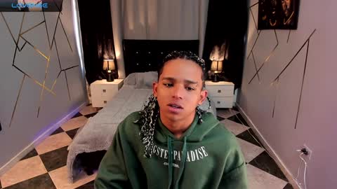 Snapshot of noah_smith04 chatting on 01-19-25, 12:50 noah_smith04 online show from 01-19-25, 12:50