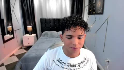 Snapshot of noah_smith04 chatting on 02-28-25, 01:14 noah_smith04 online show from 02-28-25, 01:14