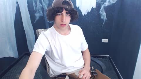 noah_sokolov online show from 11-04-25, 02:27