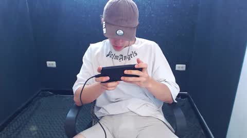 noah_sokolov online show from 11-07-25, 08:31