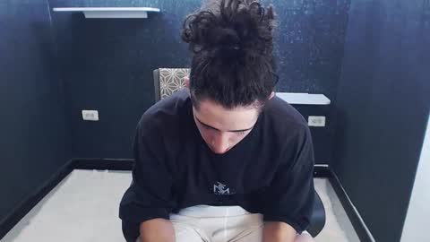 noah_sokolov online show from 01-12-26, 09:31