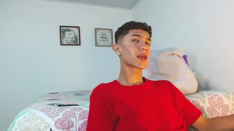 Snapshot of noah_tyler_ chatting on 12-03-24, 10:07 noah tyler online show from 12-03-24, 10:07