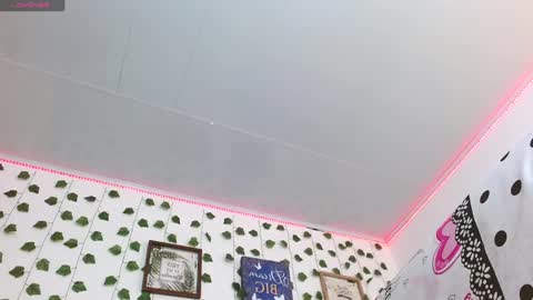 Snapshot of noah_tyler_ chatting on 02-20-25, 08:14 noah tyler online show from 02-20-25, 08:14