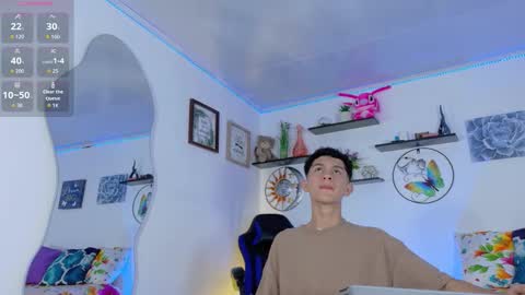 Snapshot of noah_tyler_ chatting on 10-07-25, 11:46 noah tyler online show from 10-07-25, 11:46