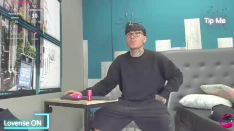 Noah online show from 02-02-26, 12:37