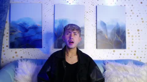 Noah online show from 12-14-24, 01:05