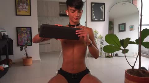 Noah     online show from 04-14-26, 05:08