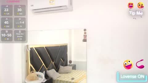 Snapshot of noahjhonson69 chatting on 02-11-26, 11:59 noah online show from 02-11-26, 11:59