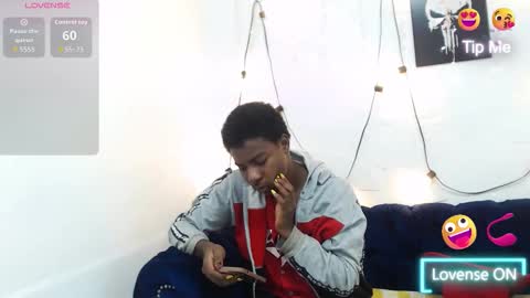 Snapshot of noahjhonson69 chatting on 02-19-26, 11:28 noah online show from 02-19-26, 11:28