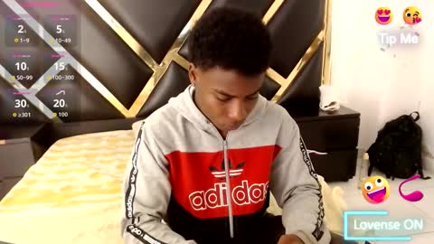 Snapshot of noahjhonson69 chatting on 03-19-26, 11:47 noah online show from 03-19-26, 11:47