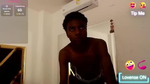 Snapshot of noahjhonson69 chatting on 03-20-26, 11:15 noah online show from 03-20-26, 11:15