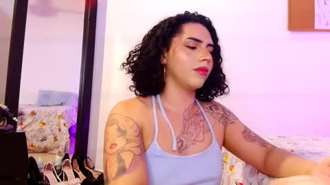 noahmonroe_11 online show from 11-05-25, 09:04