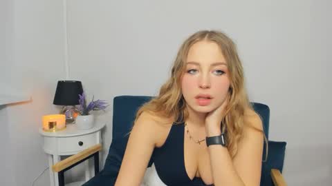 noahpretty online show from 10-28-25, 04:31