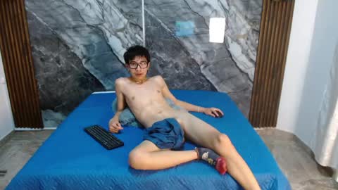 Snapshot of noahwalker__ chatting on 04-20-26, 11:06 online show from 04-20-26, 11:06