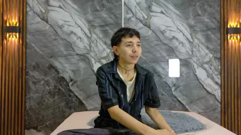 Snapshot of noahwalker__ chatting on 06-05-26, 11:16 online show from 06-05-26, 11:16