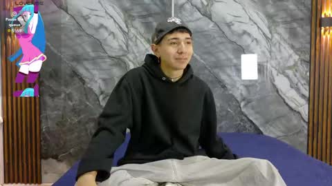Snapshot of noahwalker__ chatting on 06-08-26, 11:10 online show from 06-08-26, 11:10