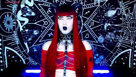 caroline online show from 10-14-25, 02:34