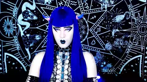 caroline online show from 11-17-25, 12:38