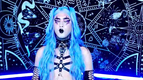 caroline online show from 01-09-26, 01:41