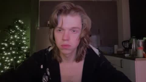 Snapshot of noel_cox chatting on 01-20-25, 03:28 noel online show from 01-20-25, 03:28
