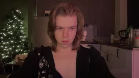 Snapshot of noel_cox chatting on 01-20-25, 07:04 noel online show from 01-20-25, 07:04