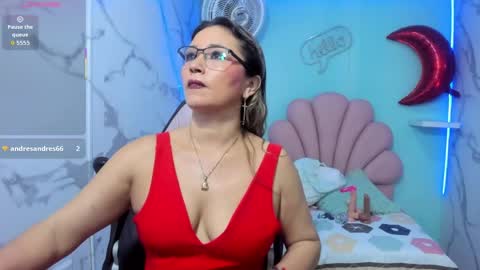 noelia_milfs online show from 05-09-26, 01:33