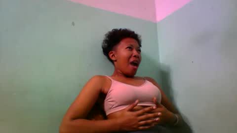 noellah online show from 09-27-25, 05:01