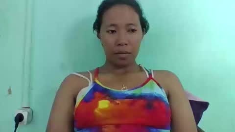 Snapshot of noellah chatting on 04-15-26, 05:20 noellah online show from 04-15-26, 05:20