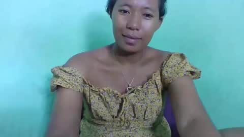 Snapshot of noellah chatting on 04-21-26, 05:06 noellah online show from 04-21-26, 05:06