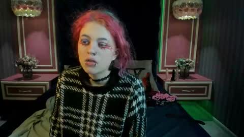 Elly online show from 10-26-25, 10:25