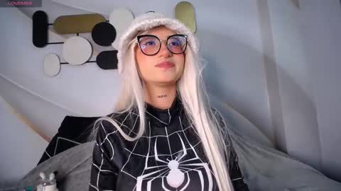 Snapshot of noelleruby chatting on 02-18-26, 03:13 RUBY online show from 02-18-26, 03:13