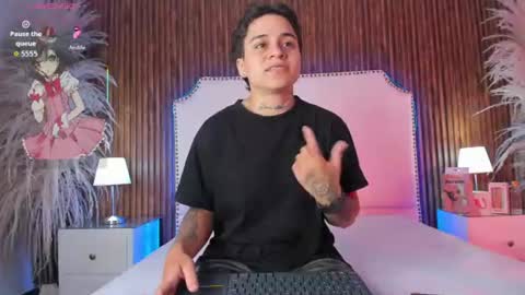 Snapshot of noha_parker chatting on 08-06-26, 04:14 Noha online show from 08-06-26, 04:14