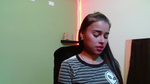 Noha Thomson online show from 12-14-24, 02:56