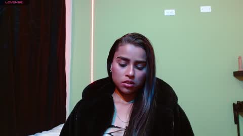 Noha Thomson online show from 02-01-25, 11:37