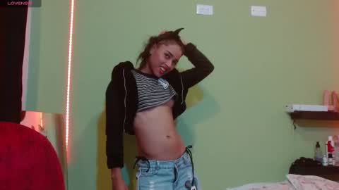 Noha Thomson online show from 03-06-25, 05:14