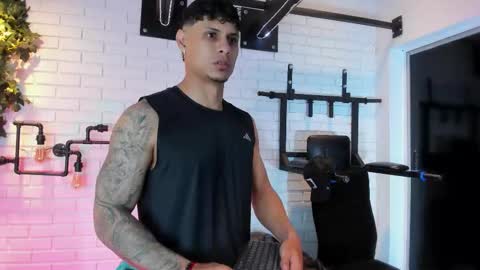 Snapshot of nohanhunter chatting on 10-11-25, 11:31 nohanhunter online show from 10-11-25, 11:31