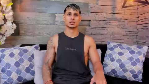 Snapshot of nohanhunter chatting on 01-08-26, 11:34 nohanhunter online show from 01-08-26, 11:34