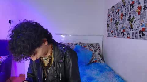 maxie online show from 10-02-25, 03:02