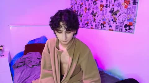 maxie online show from 11-06-25, 05:08