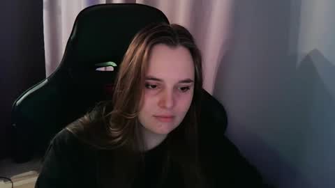 noir_ember_ online show from 09-29-25, 11:04