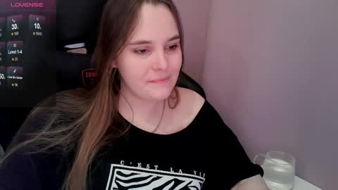 noir_ember_ online show from 03-21-26, 04:21