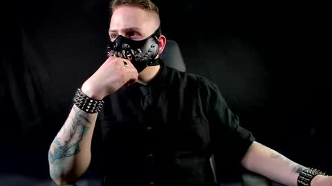 Snapshot of noir_warden chatting on 02-04-26, 04:24 Noir online show from 02-04-26, 04:24