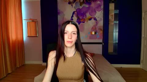Snapshot of noirdiva chatting on 05-12-26, 11:29 NoirDiva online show from 05-12-26, 11:29