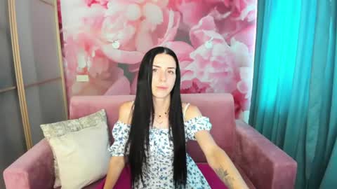 NoirDiva online show from 07-07-26, 07:34