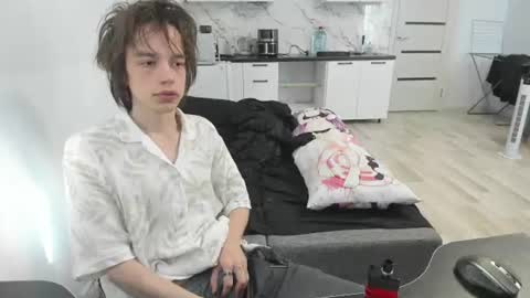 nolan_sagee online show from 06-13-26, 05:16