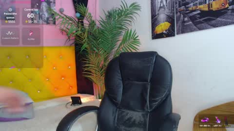 Nolan  online show from 01-25-25, 09:35