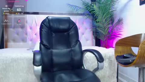 Nolan  online show from 09-11-25, 07:03