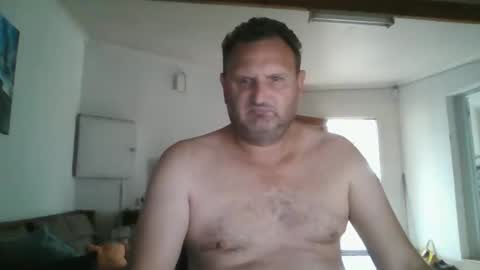 Nollie online show from 01-11-25, 04:38