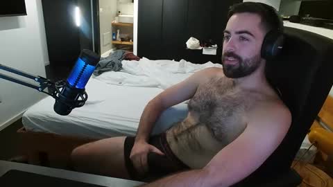 nomadicFF online show from 01-05-25, 04:59